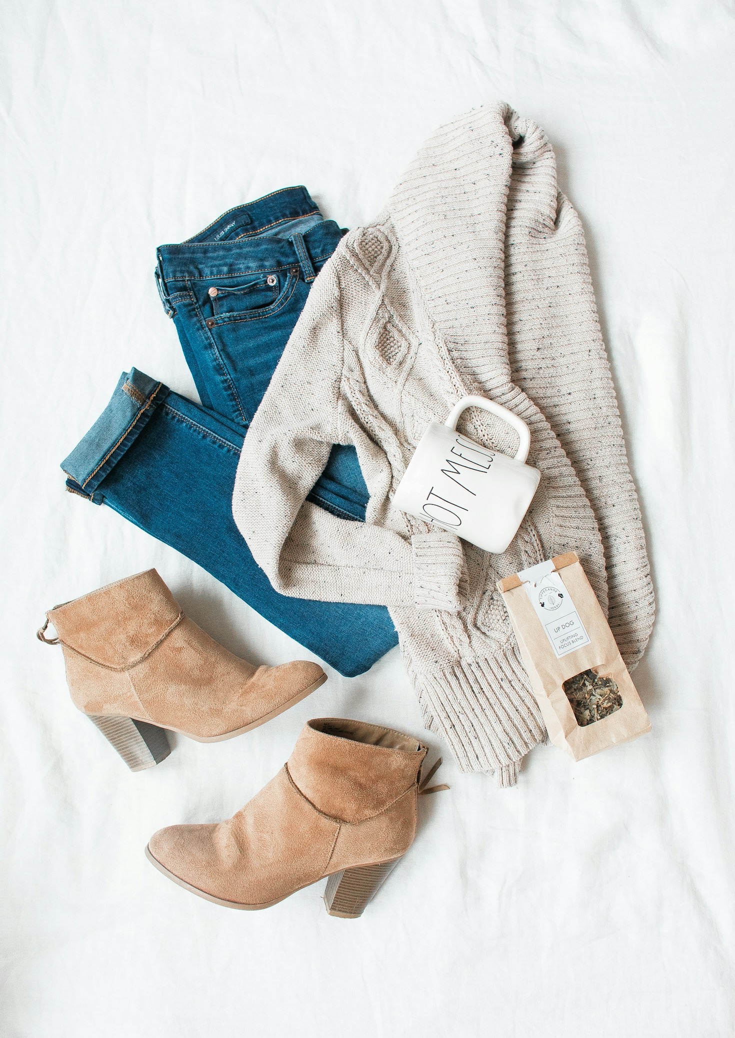 Casual Essentials for the Modern Fashionista